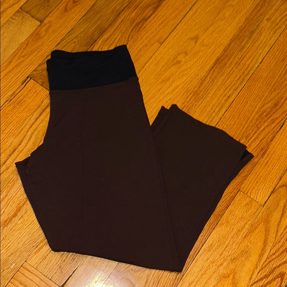 SUGOI Stretchy Capris - Brown/Maroon - Small